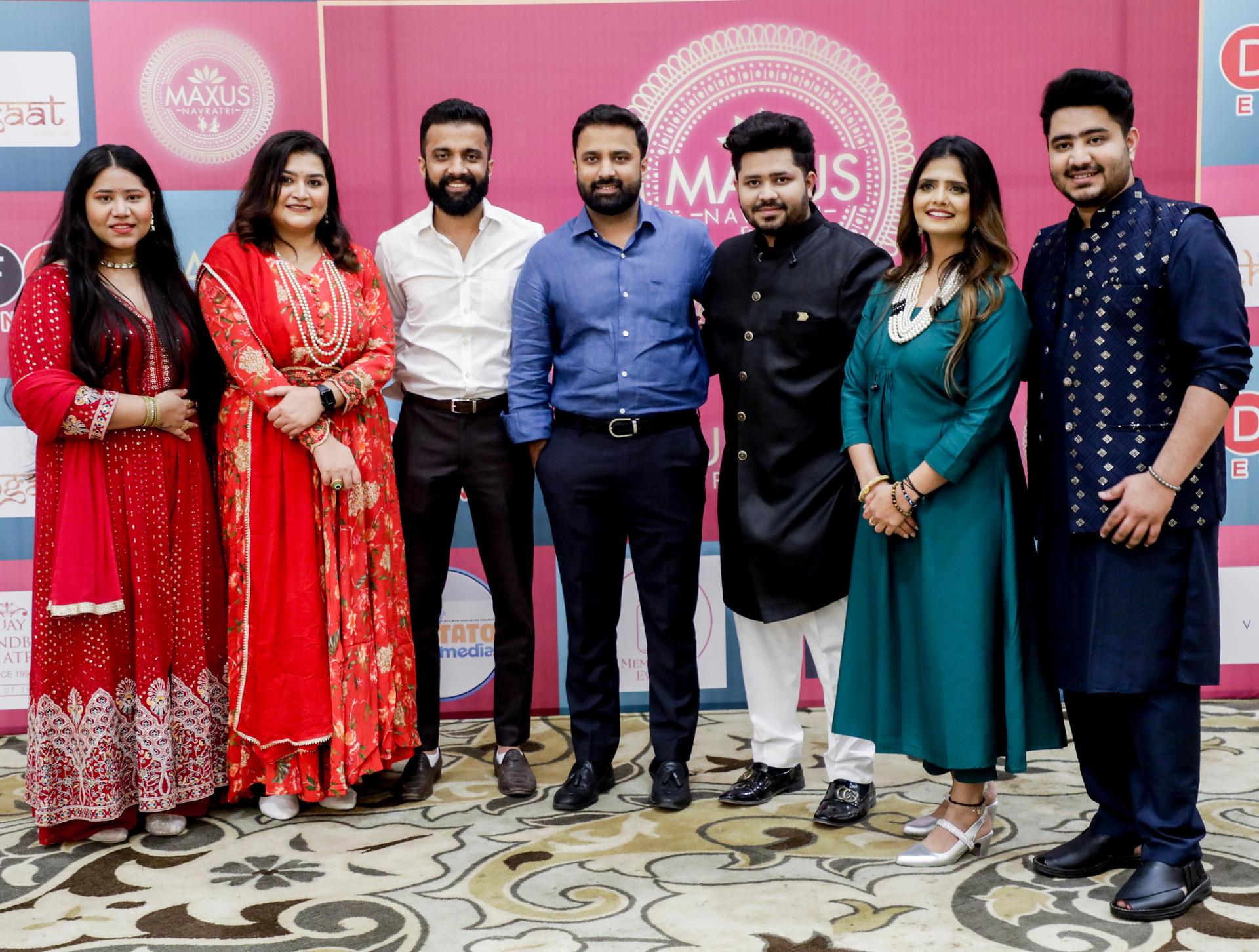 Bollywood Celebrities के साथ मनाएं धमाकेदार गरबा उत्सव, Maxus Navratri 2024